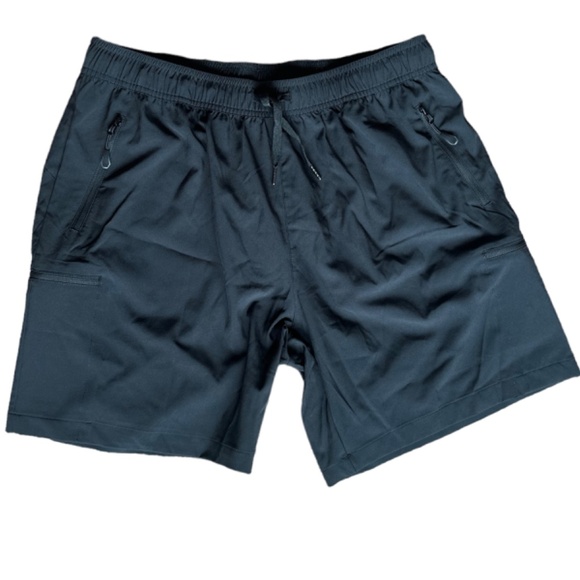 NWT Black Cargo Shorts‎ with Versatile Design Sz L - Picture 1 of 7